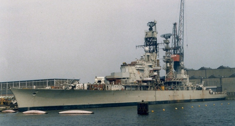 Cuirassés-garde-cotes  et croiseurs Néerlandais 198610