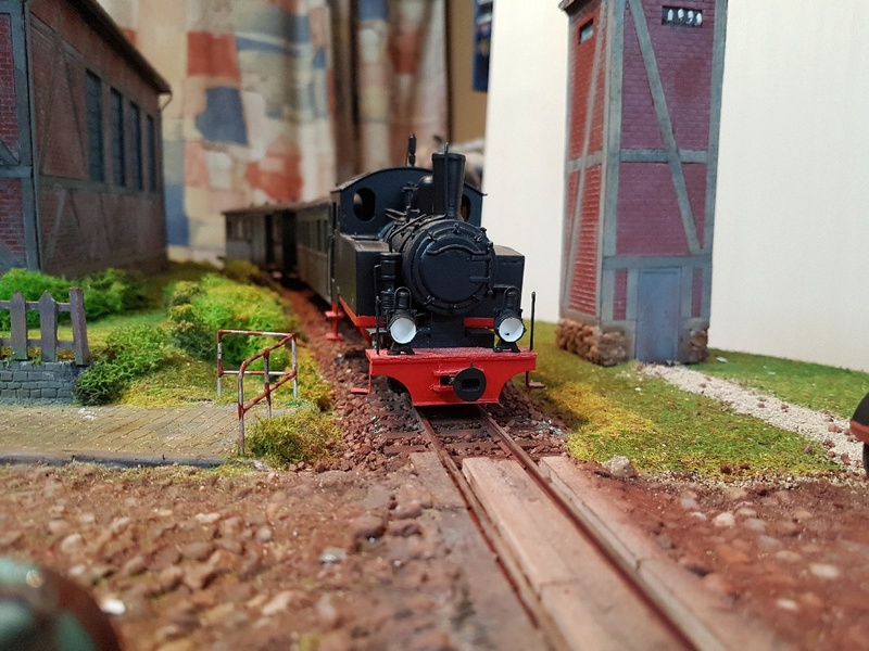 Die Krakower Kreisbahn (0e) - Seite 5 Lok_mi10