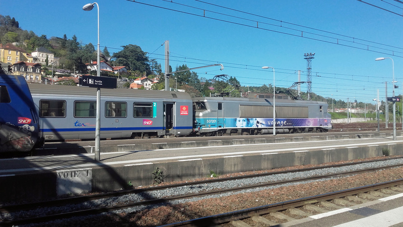 7201 en gare d'Agen le 7 avril Bb-72010