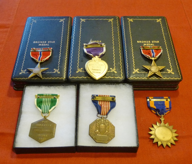 Les médailles US de la WWII ! Venez présenter les vôtres ! P1030922