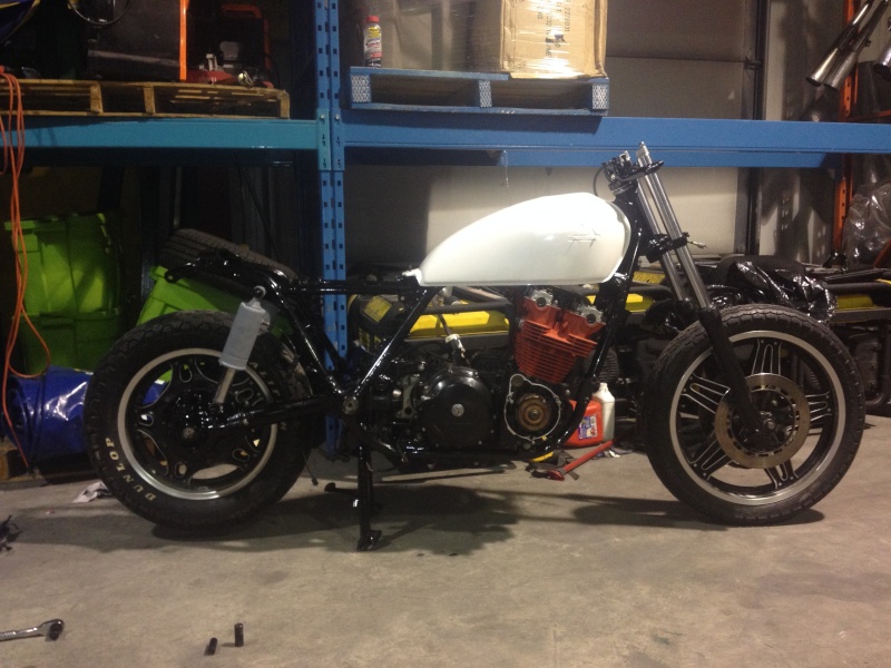 CB900C CafeRacer! - Page 5 Secure11