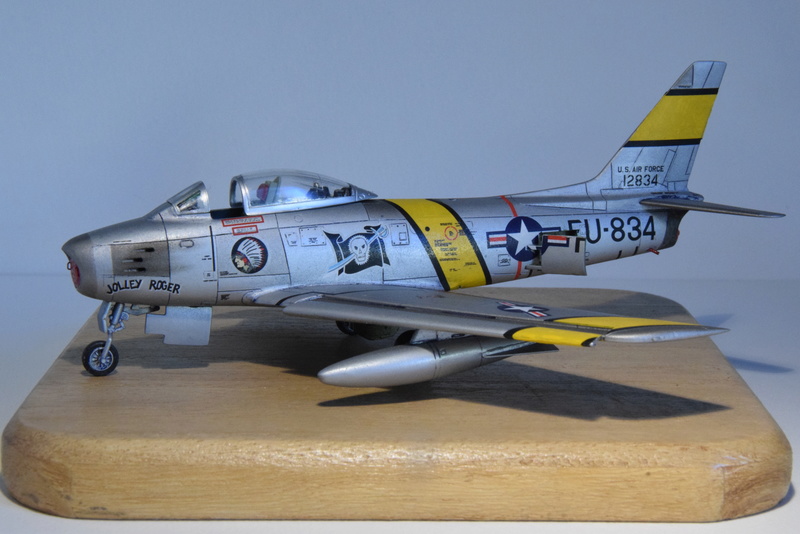 N.A. F-86E "Sabre" - 1/72 - Academy 09410