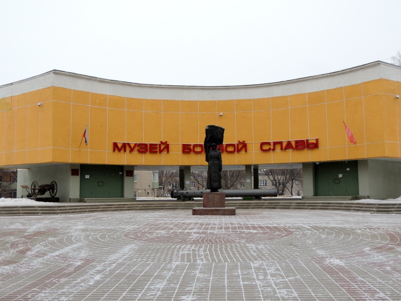 Музей боевой славы и Воинское мемориальное кладбище в Ярославле Dscn6012