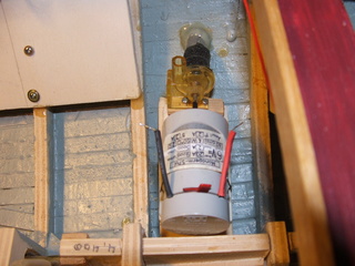 recherche pompe à eau en 6V à faible débit Dscf3010
