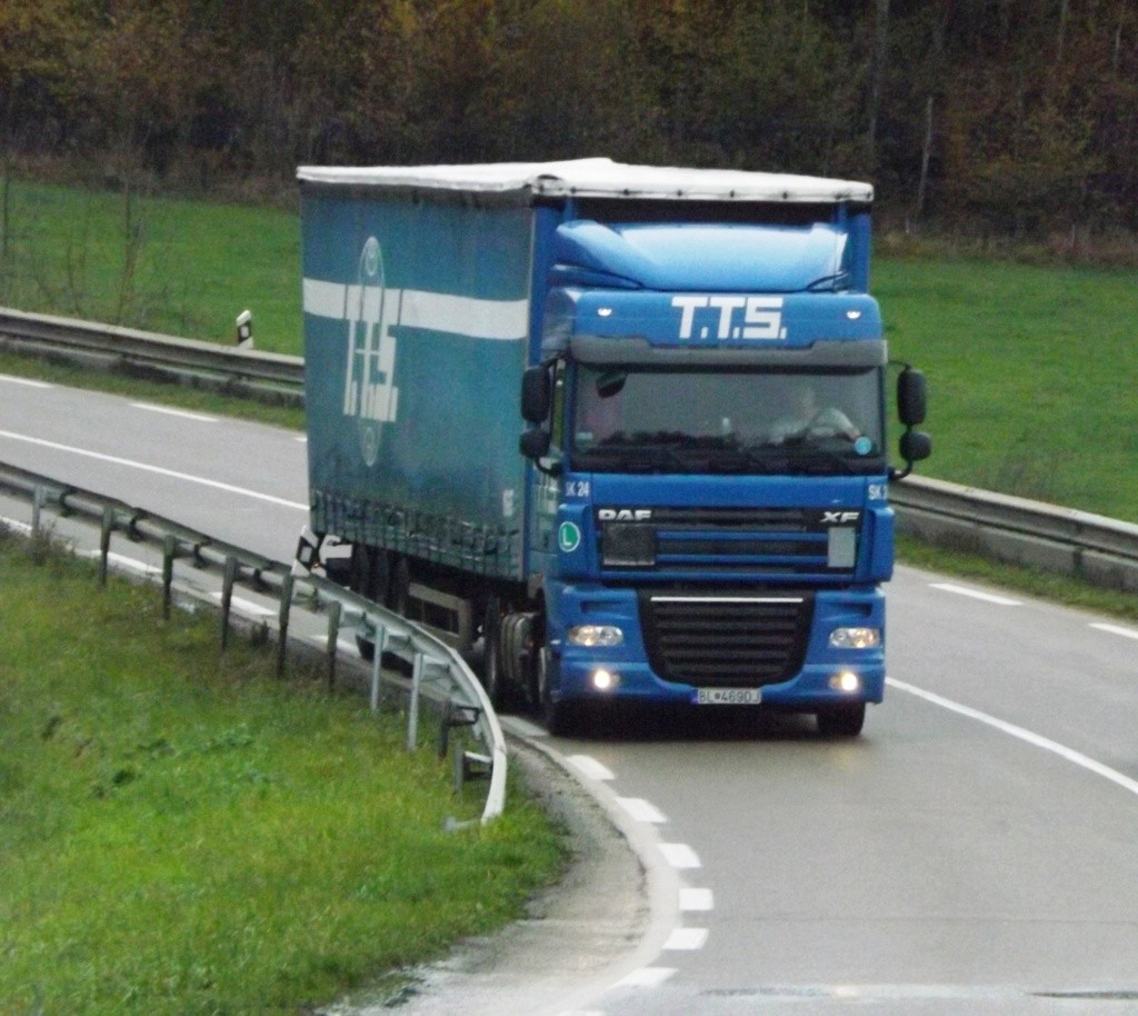 TTS (Grace-Hollogne) (Jost Group) - Page 4 Dscf0126