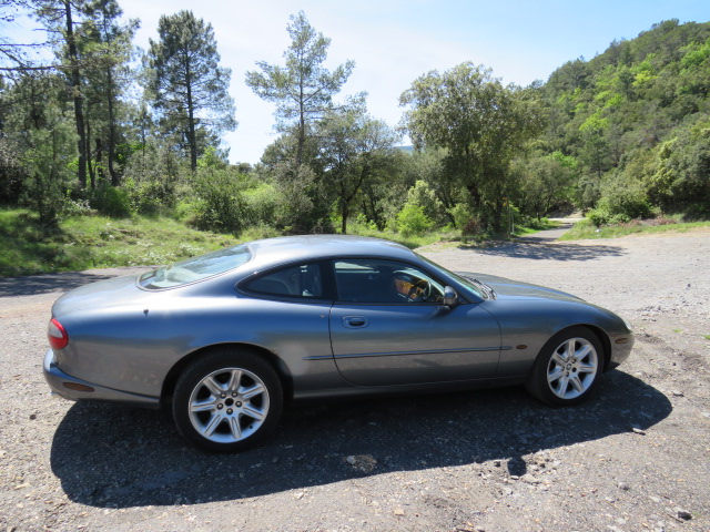 porsche - Comparatif Porsche Boxster 986 / Jaguar XK8 !!! Img_0018