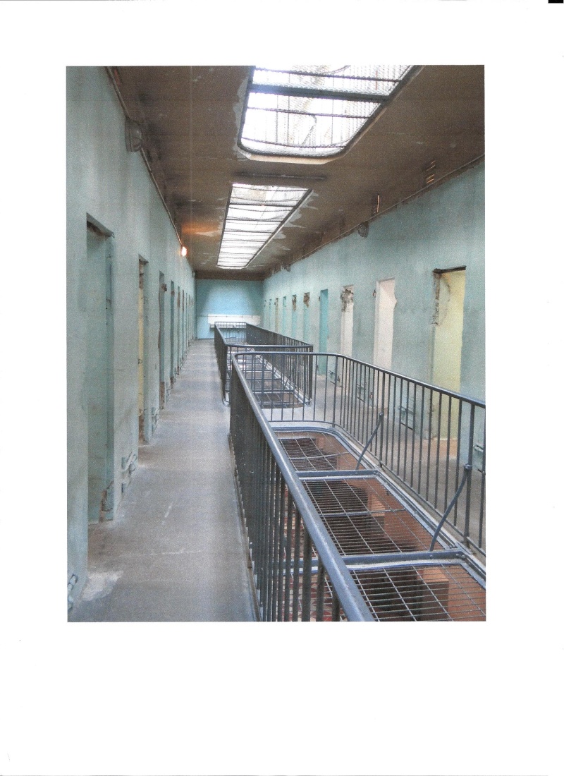 MEMORIAL PRISON MONTLUC LYON 738