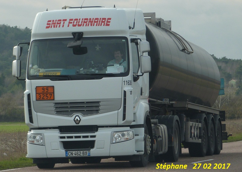  Snat Fournaire (Grand Couronne, 76)(groupe E-B Trans) - Page 2 P1370522