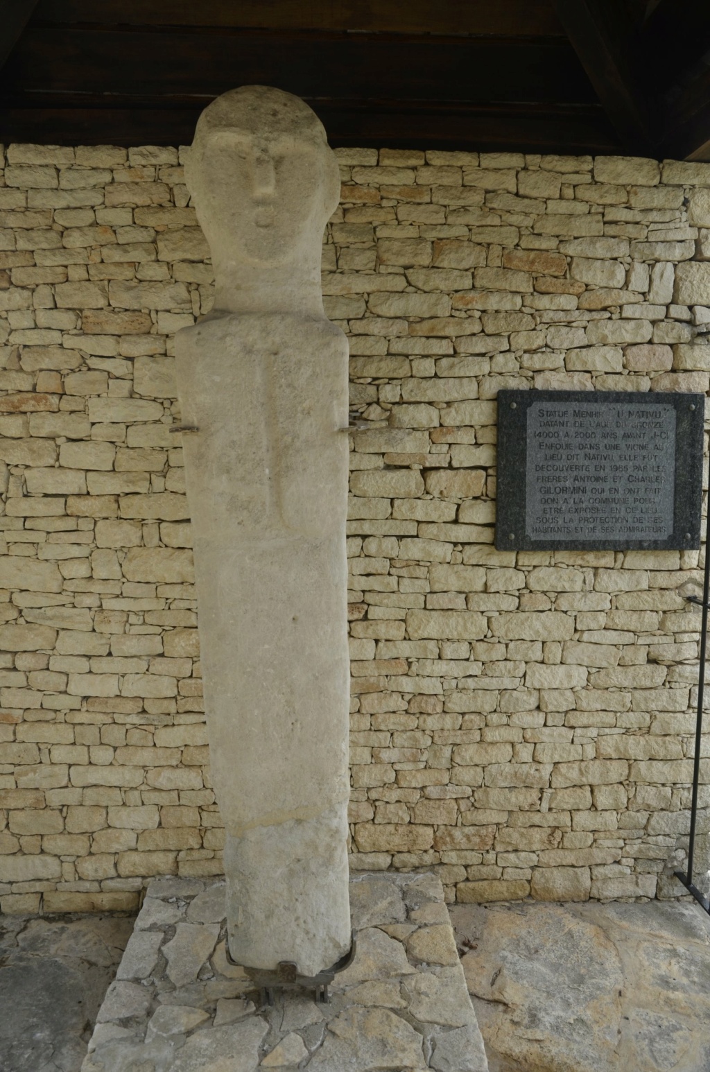 Statue menhir en Corse _b195910
