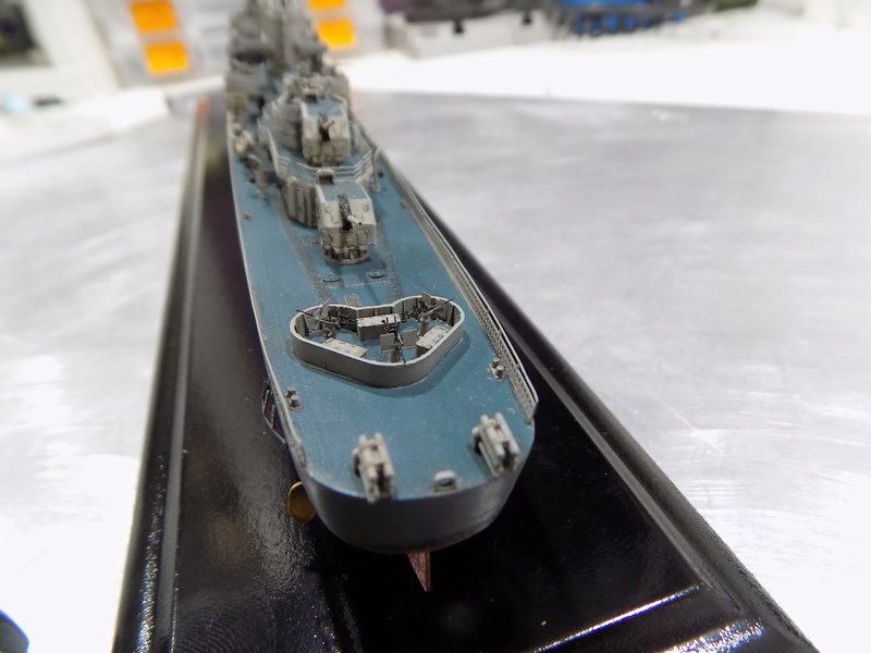 USS William D. Porter DD-579 (Tamiya 1/350°) par horos - Page 4 Dscn0371