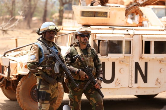 Intervention militaire en Centrafrique - Opération Sangaris - Page 28 4637