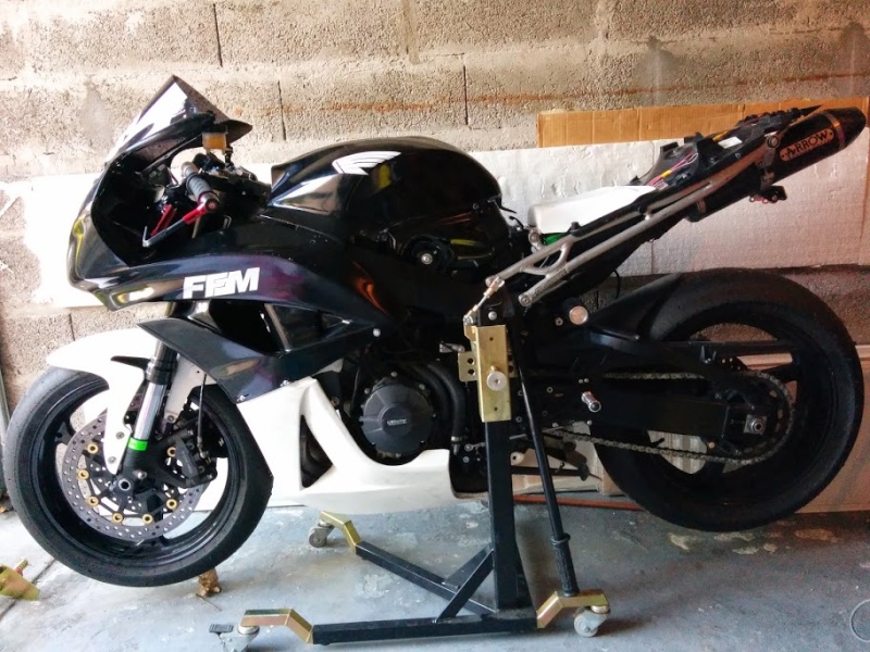 CBR 600 RR 2009 by Merlinlenchanteur971 - Page 2 314