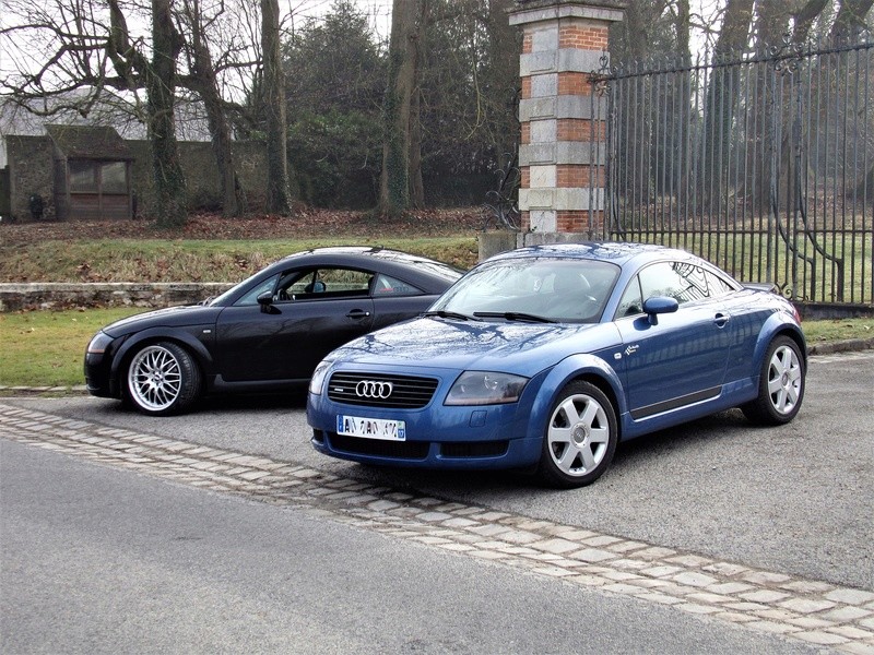 TT 1.8 225CH QUATTRO - BLEU - AM2001 - Page 2 100_0121