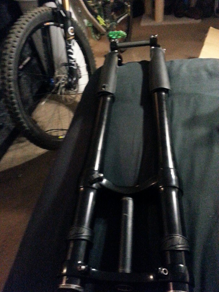 dorado pro, saint hubs, vivid 9.5 shock, bars Shocks10