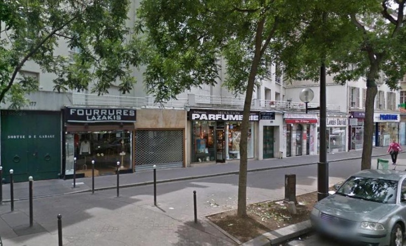 Dans quel arrondissement de Paris peut-on voir cette borne ? Bbv10