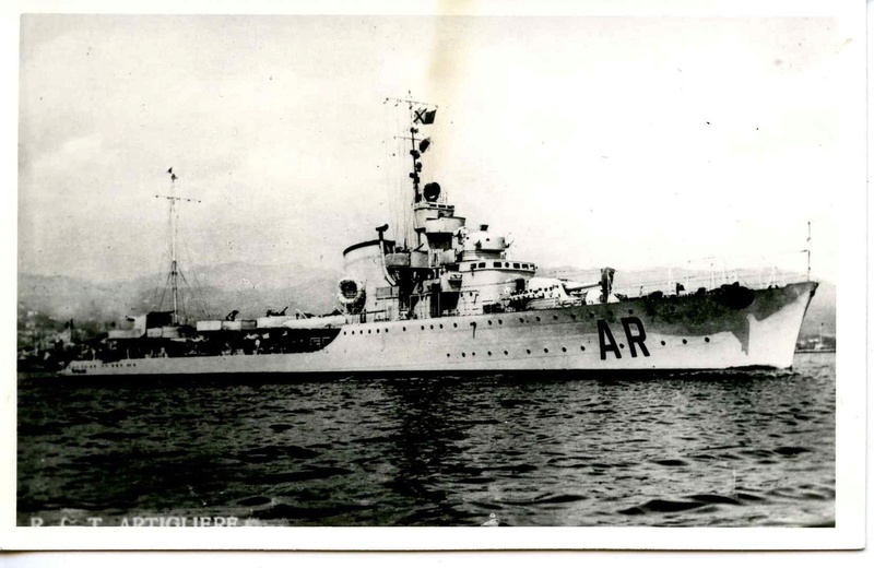 Destroyers italiens (Cacciatorpedinière) - Page 2 Artigl10
