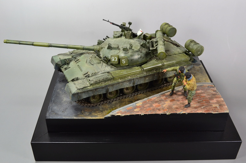 T-80B von Trumpeter in 1:35 Dsc_0020