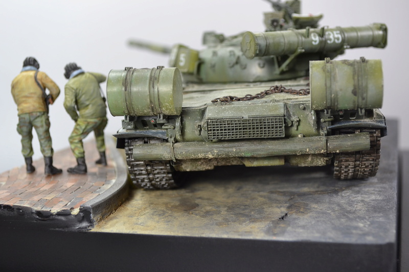 T-80B von Trumpeter in 1:35 Dsc_0022