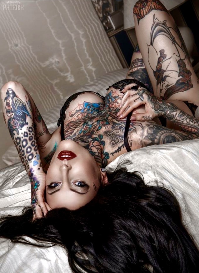 CHARME - Les plus belles femmes sont tatouées... - Page 17 Tumbl509