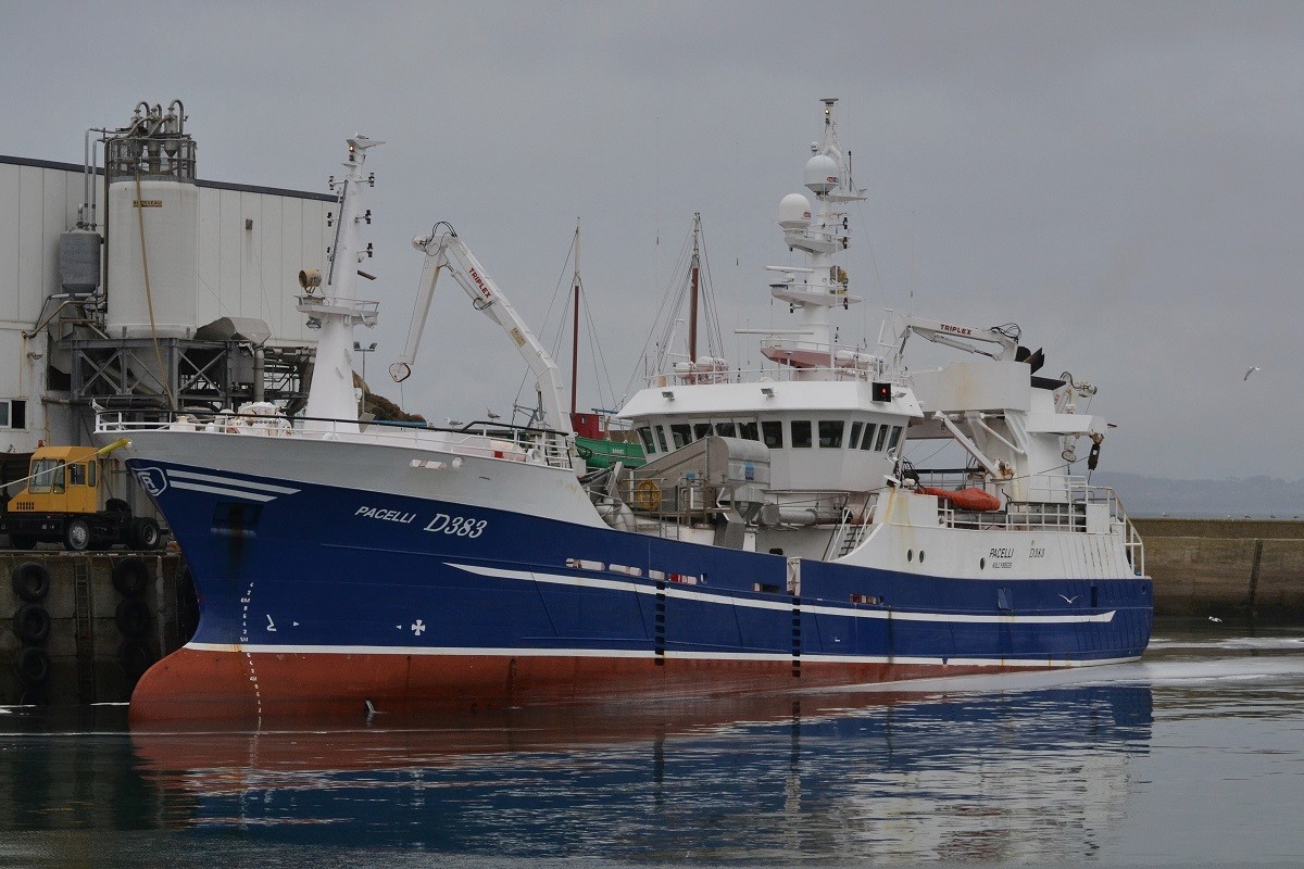 [Vie des ports] LE PORT DE DOUARNENEZ - Page 24 Dsc_0152