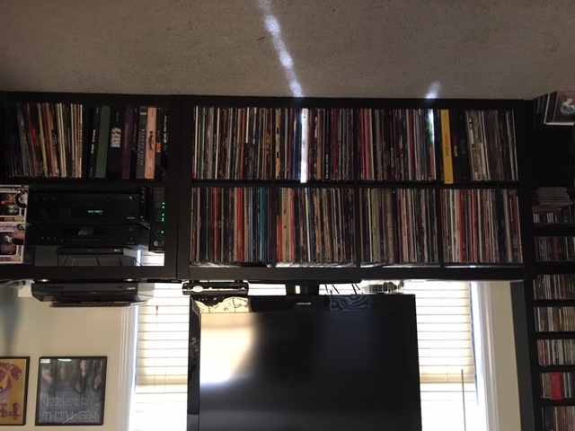 Post Pics of your music collection Img_2316