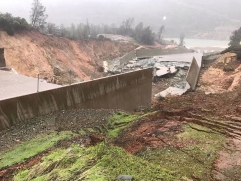 Monday 2017_02_20 Oroville & Surrounding Area Updates - Just Wait Till You SEE the Newest Spillway Damage Photos!!! Oro_sp10