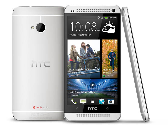    HTC One 410