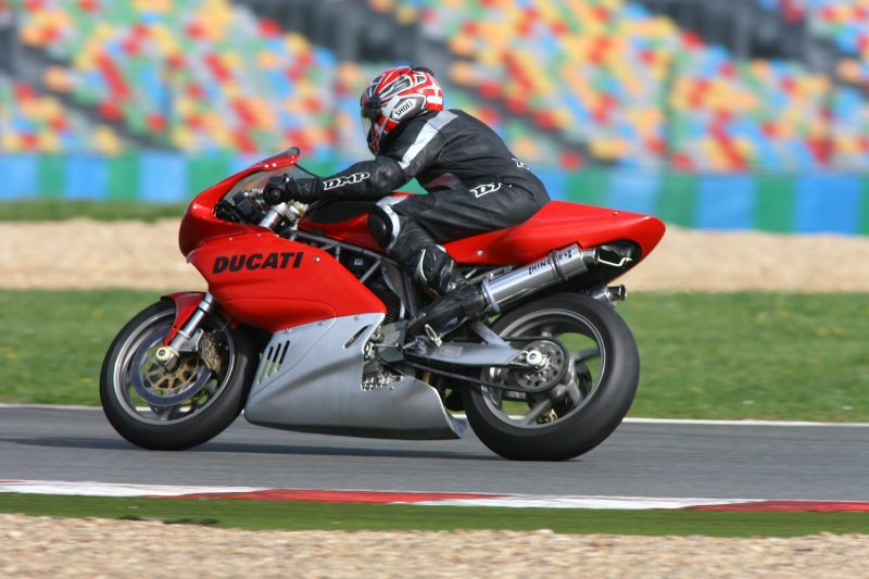 Mise aux normes: Ducati, aussi Emag2510