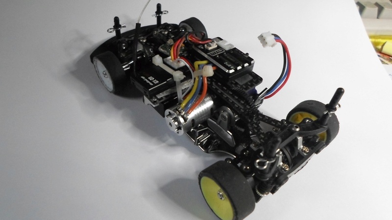 Puce compatible Robi pour chassis avec Lipo Sam_1110