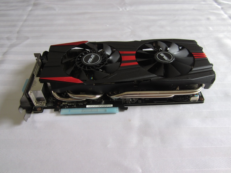 UNBOXING : ASUS GTX 780 DirectCU II OC  Img_7022