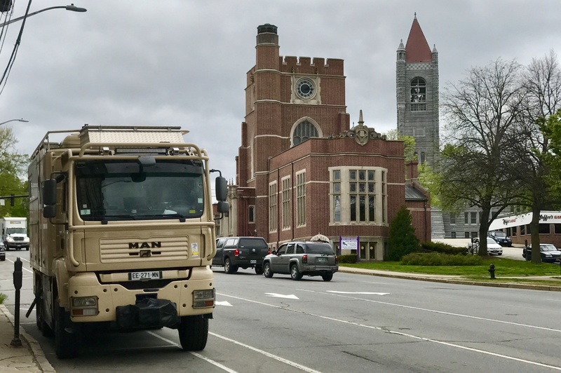 Funnytruck en voyage - Page 2 Img_6112