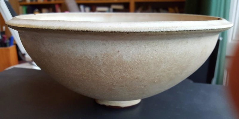 Oatmeal-glazed red earthenware bowl - JH mark 1988  20170410