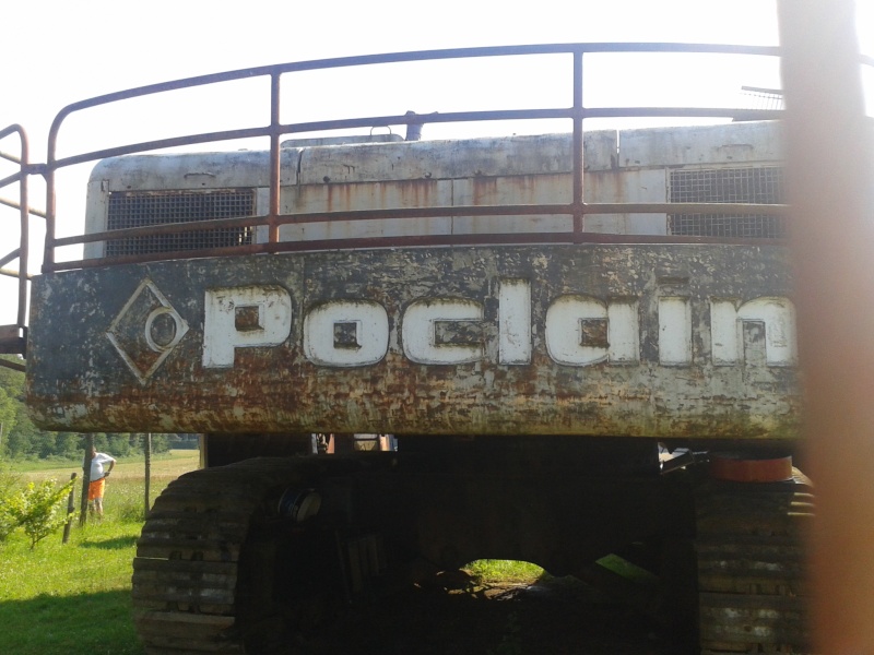 Pelles mécanique Poclain (France) 2013-042