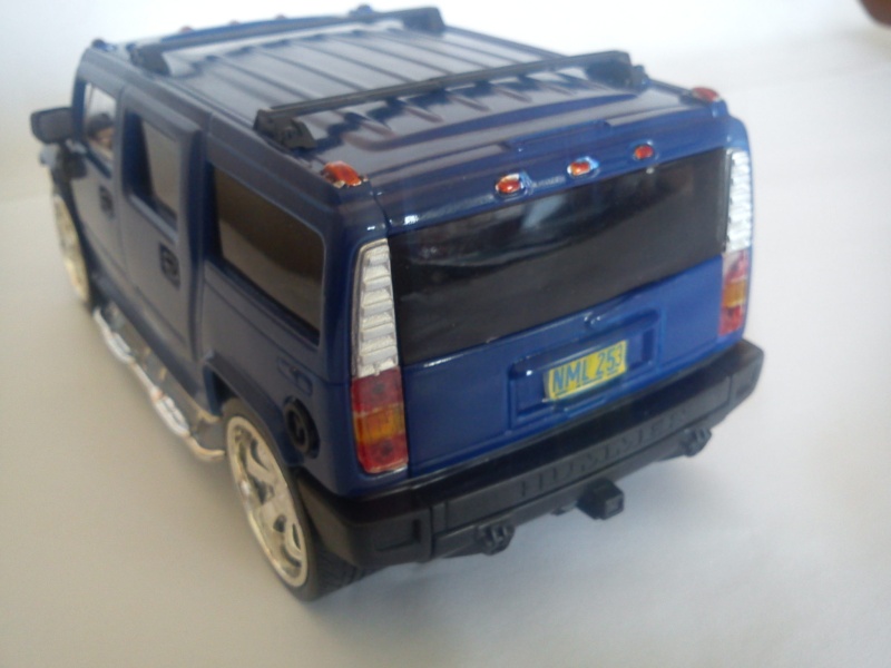Revell's Hummer H2 Dsc00017