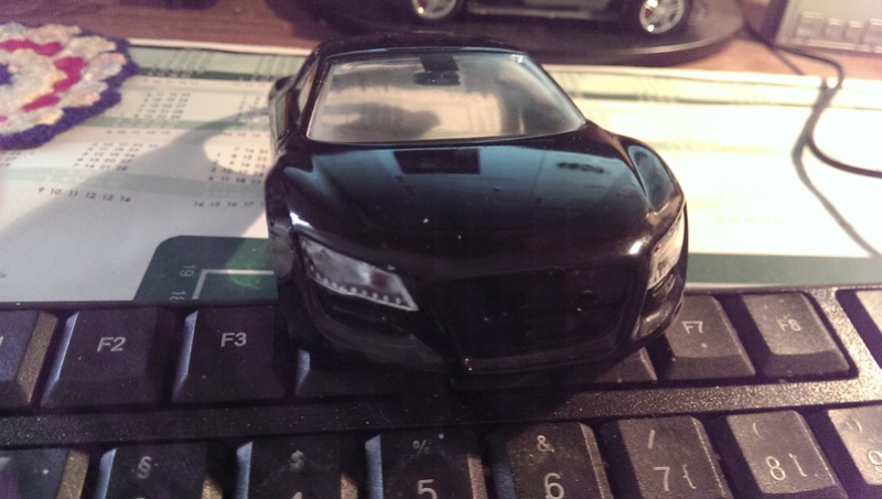 Audi R8 1:24 von Revell Imag2713