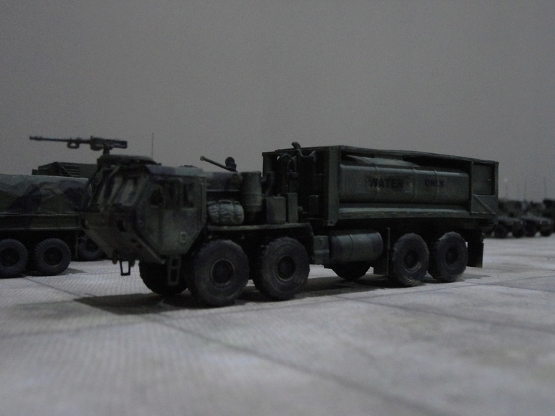 [ACADEMY & PLANET MODELS] M1120A2 LHS avec CONTAINER   FINI !  Dsc09813