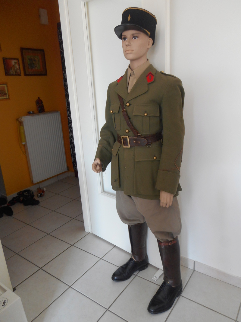 uniforme d'un aspirant artilleur de ma famille en 1940 Dscn2314