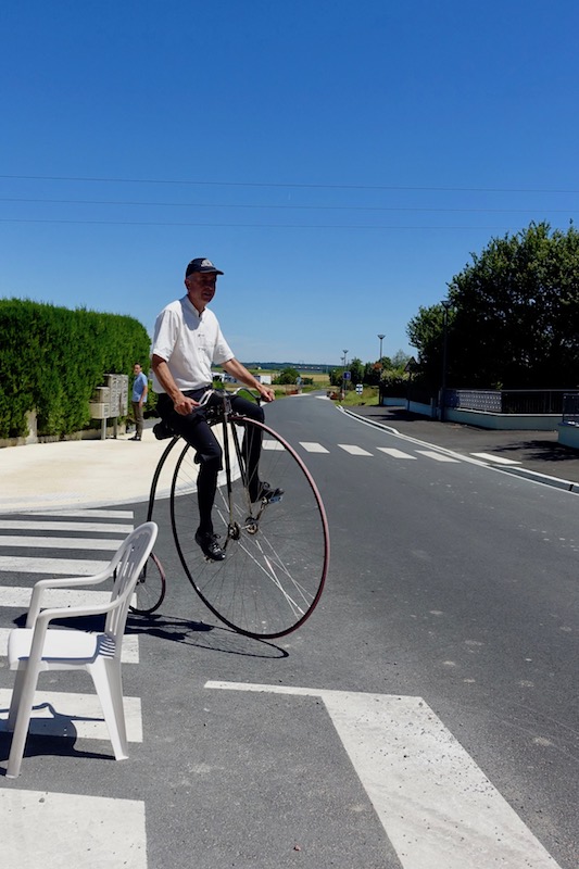 BANANE SOLSTICE le 21 et ANJOU VELO VINTAGE le  22 / 24 Juin 2018  - Page 9 Dsc03719