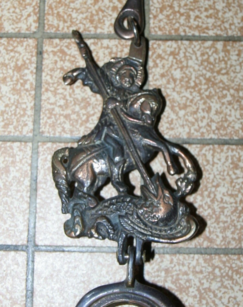 Saint Georges terrassant le dragon bougeoir Img_1523