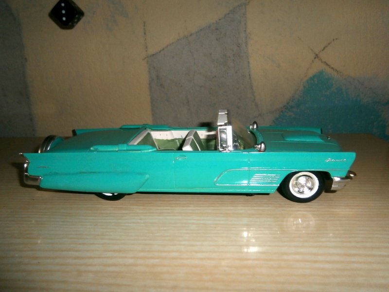 Lincoln Continental 1960 convertible Amt - 1/25 P4280015