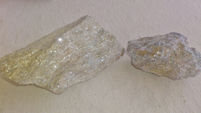 identification de pierres svp  Dsc_7413