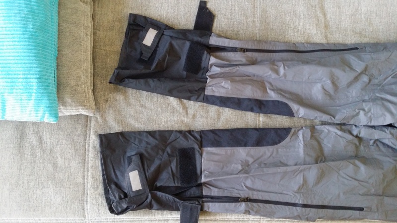 Pantalon de pluie qui dure.. 20140510