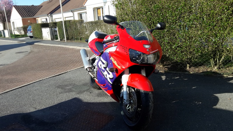 Pas FJR ni GTmais bon...... 20170330
