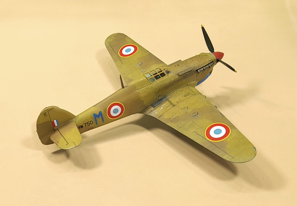 morlat - (VITRINE) ARMA- 1/72 - Hurricane MkIIc (sans arme) de Jules MORLAT (Hiver 44-45)!  Capt1457