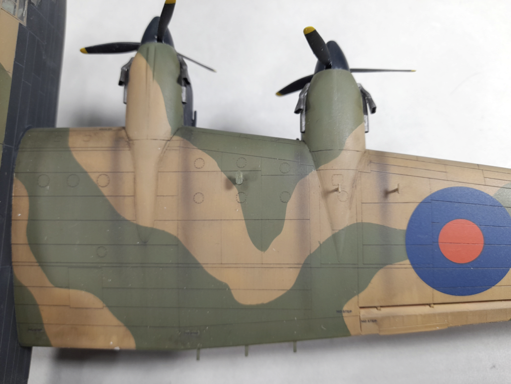 [REVELL] 1/72 - Handley Page Halifax B Mk II - pilote Denis BLUM Capt2310