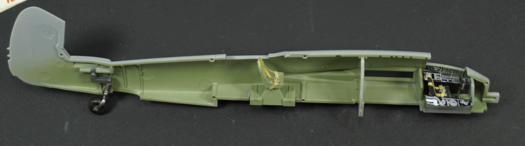 chauvin - [GB OURSIN VORACE] Hasegawa/Hobby 2000 - 1/72 - BAUFIGHTER MkI  FAFL mais si! Et CHAUVIN (finitions) - Page 3 Captu283