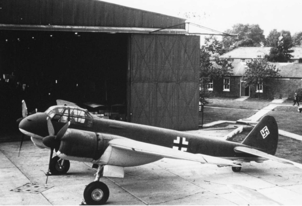 claisse - (ATELIER) AMT - 1/72 - JUNKERS JU-88 R-1... Maurice CLAISSE-Farnborough Ju88_f10