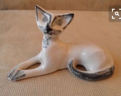 Stylised pottery cat - Parkinson? Reychan?  Img_6815