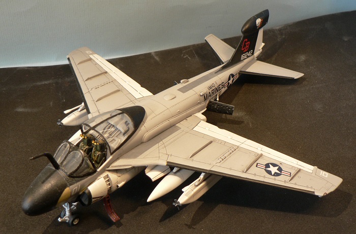 [Italeri] Grumman EA-6A Intruder 1-216