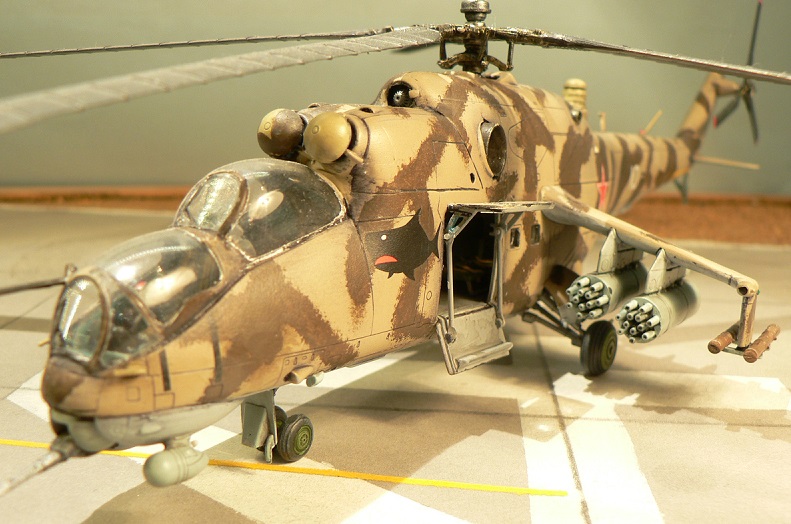 hind - [Hobby Boss] Mil Mi-24 V Hind-E 1-513